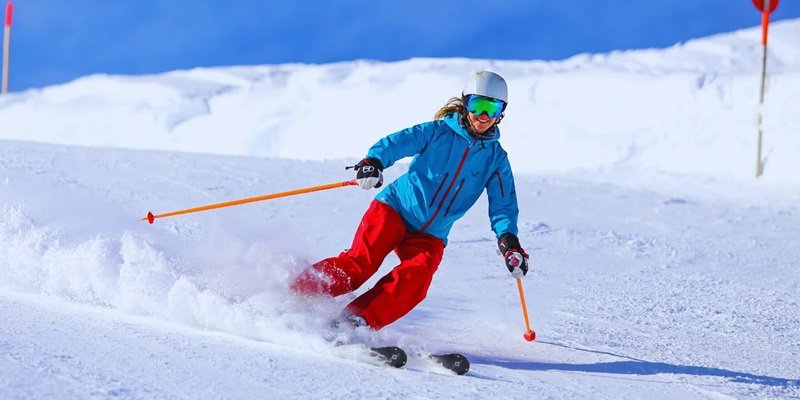 Winter Wonderland- Snow Activities and Skiing in Kullu Manali